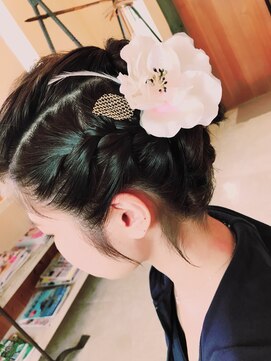 ヘアー リゾート クリップ(CLip) 編み込みへアー