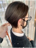 耳かけ大人ショートボブ
