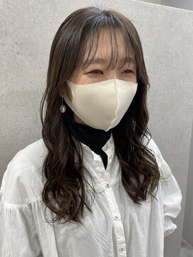 リュンヌ(Lune) シースルーバング×ロングヘア
