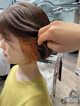 コワファーストナガサキシャンプーボーイ(COIFF1RST NAGASAKI SHAMPOO BOY) インナーカラーミルクベージュイヤリングカラーハイトーンカラー