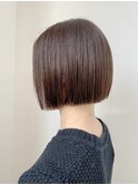 切りっぱなしミニボブ