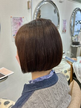 ビィーワンイースト(Be 1 EAST) ミニボブ×ヘアエステ