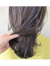 ブリーチなしでもできる透明感カラー、なりたいを叶える豊富なカラー剤