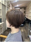 大人可愛い小顔ショート!エドルカラーで柔らかでしなやかな髪へ