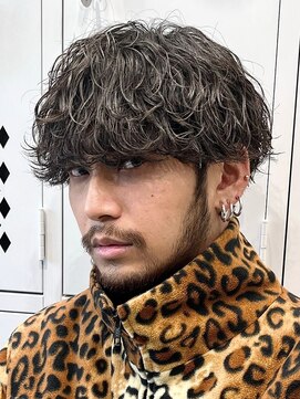 フィフスジングウマエ 原宿(fifth JINGUMAE) メンズ波巻きスパイラルパーマプードルパーママッシュ韓国ヘア