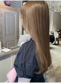柔らかベージュ