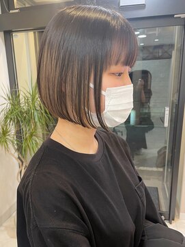 ラ ファブリック 草加(LA FABRIQUE) ぱつっとボブ　インナーベージュ　草加ボブ