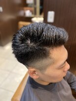 ヘアーモードキクチ 神田日銀通り店 神田barberスタイル