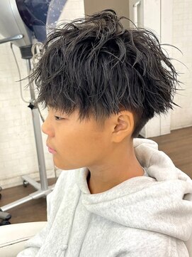 ヘアアンドビューティ ガーデン ベルモール店(HAIR AND BEAUTY GARDEN) 緩め波巻きスパイラルパーマシャドウパーマメンズマッシュウルフ
