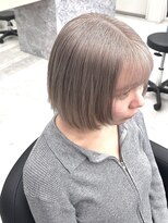 エイトサッポロ 札幌大通り店(EIGHT sapporo)&nbsp;White beige