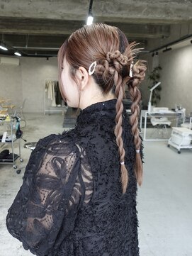 ネアー 新潟(NEER) アプリコットオレンジ/くびれヘア/ウェーブショート［新潟］