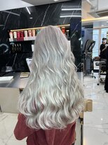 ラピス 渋谷本店(Lapis)&nbsp;ホワイトシルバーカラー/ハイトーン/髪質改善/シールエクステ