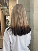 ラニヘアサロン(lani hair salon)&nbsp;ミルクティー×ブラック/グラデーションカラー/エンドカラー/