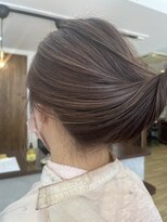 カルム(Calme) 結んでも可愛いハイライト