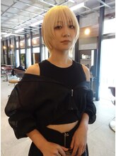 アンバー(AMBER) ブロンドウルフ