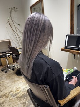 リフル 八王子(RIFULL) ハイライト　バレイヤージュ　ショート　レイヤー　髪質改善