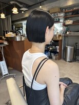 エス 大阪梅田店(es) ぷつっとボブ