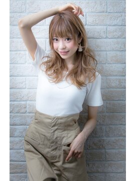 ヘアーアートシフォン 池袋西口店(Hair art chiffon) グレージュ小顔前下がりフェミニンボブアシメショート斜めバング