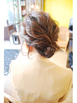 ベル(BELL) ショートでもアップスタイル【BELL桜新町/用賀】