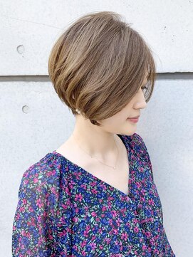 モリオ フロム ロンドン 成増店 前下がりショートボブ