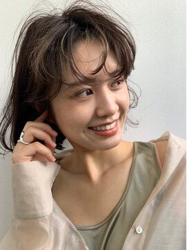 ローウェ 沖縄新都心(Louwe) 大人かわいい小顔エアリーロングボブ[おもろまち駅/沖縄新都心]