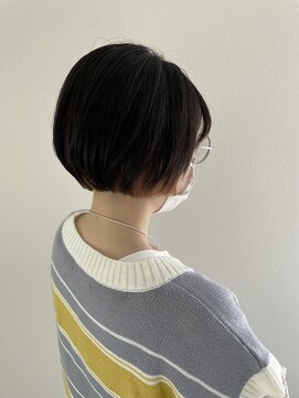 ゴットフロー(GOTTO FLOW) ちらっと見えてるインナーかわいいミニボブ