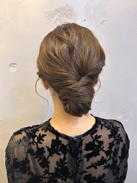 エフェ(effet) 大人シニヨン