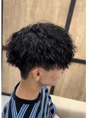 刈り上げツーブロックツイストスパイラルパーマメンズマッシュ