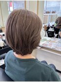 ヘアカラーで艶々に