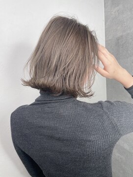 アンダーバーホワイト 泉佐野店(_WHITE) 外ハネボブ/グレージュ/上品/クール