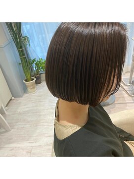 アイビー(Ivy) 収まりの良いサラサラボブ