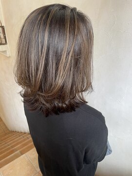 フェイスデコ アヴェダ セカンド(FACE DECO AVEDA/2nd) 大人レイヤーボブ