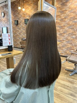 ドットクー(.COEUR) 【髪質改善・白髪染め・白髪ぼかし・グレイカラー・グレイ】