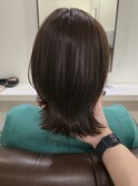 透明感ベージュ