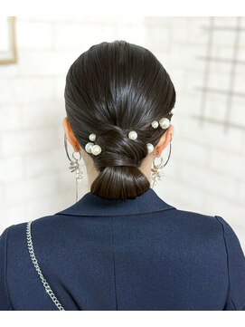 ベルデイズ 横浜西口店(BELDAYS) タイトシニヨン