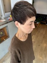 クマ(kuma.) 大人可愛い20代30代40代前下がりショートボブ丸みショート◎