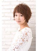 マーメイドカラーで合わせるフェミニンショート【河原町三条】