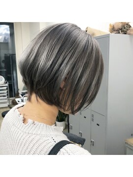 キャンバス(canvas) 抜けても綺麗なシルバーアッシュ