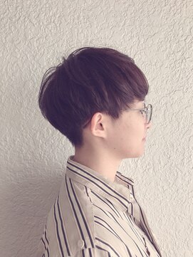 シトリ(ShitoRe) かりあげショート。