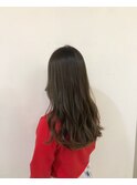 オリーブグレージュ