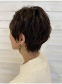 大人女性のゆるふわショートパーマ