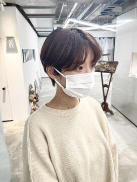 ノード(NODO) センターパートのマッシュショート