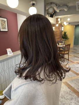 ムーン(moon) 4月#ショコラアッシュ#ヘルシースタイル#ふんわりカール#波巻き