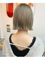 キューズ クラブ(cuz KLUB)&nbsp;【cuzKLUB】ブリーチデザインベージュボブ【池袋】