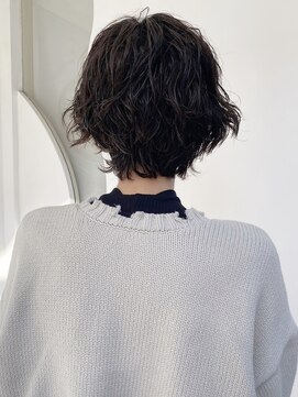 モリオ フロム ロンドン 大宮2号店(morio from London) 【なかじま ひびき】マッシュショートスパイラルパーマ
