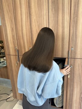 ガリカ 博多(Gallica) <入佐ひなの>ブリーチなしカラーで叶うやわらかオリーブベージュ