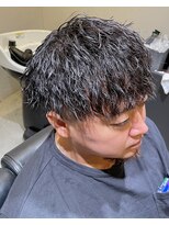 フリーク バーバーショップ 都島店(FREAK BARBER SHOP) 黒髪縦落ちツイストスパイラルパーマショートマッシュ