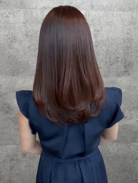 イシン(ISIN) 黒髪/縮毛矯正/髪質改善/インナーカラー[保土ヶ谷]