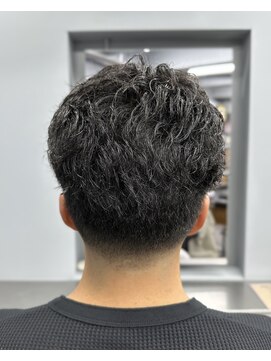 アイコン ブルー メンズ(I-CON #blue MEN'S) ナチュラルスタイル×テーパーフェード【池袋フェード】