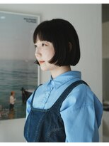 ニュイ(NUIT) ブリーチ無しダブルカラーオリーブベージュリップラインボブ
